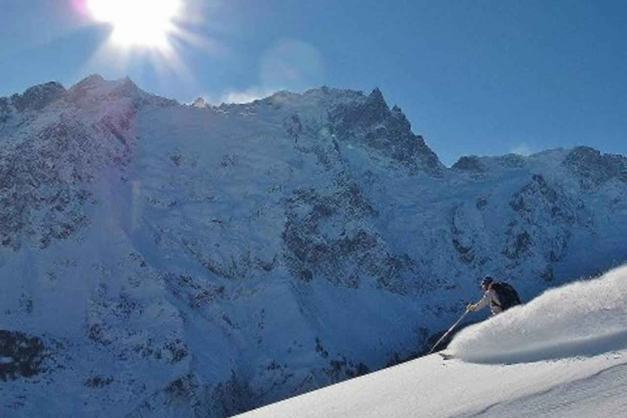 Les Enfetchores - Apartment Overlooking La Meije La Grave Luaran gambar