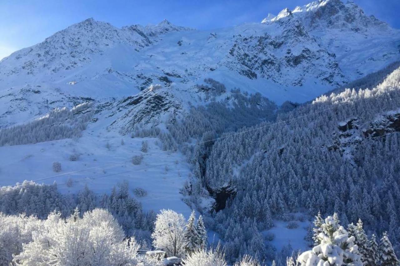 Les Enfetchores - Apartment Overlooking La Meije La Grave Luaran gambar