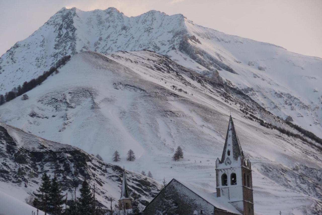 Les Enfetchores - Apartment Overlooking La Meije La Grave Luaran gambar
